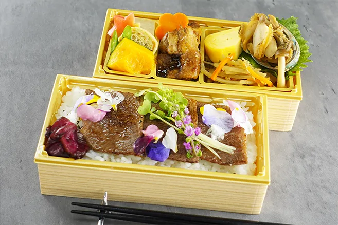 黒毛和牛焼肉、二段重の場合
