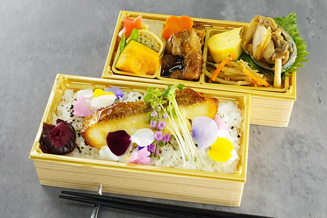 黒カレイ 西京焼き、二段重の場合