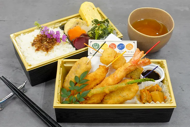 彩り創作串揚げ二段重 