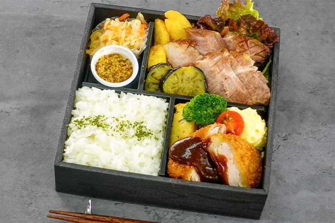 イベリコ豚の低温ローストとフィレカツ弁当