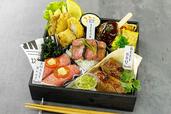 ③ 炭焼きステーキ重と2種の肉寿司御膳 〜ハンバーグ&フィッシュ&チキン〜