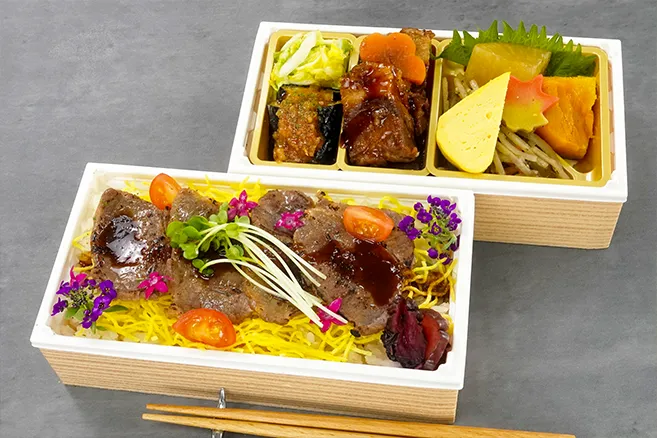 【2月3月特別価格/限定販売】 牛焼肉の彩り膳、二段重の場合  ( JAPANESE TOGE (棘) )